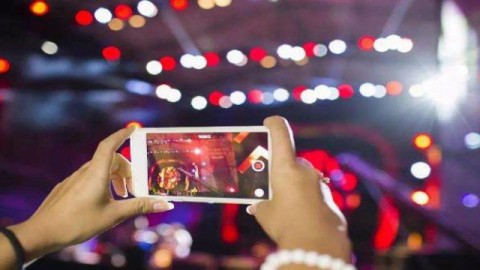 亚洲杯预选赛F组：越南1-0尼泊尔 防守博弈点燃胡志明雨夜