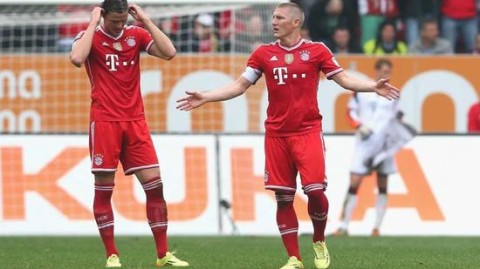 德甲霸主挡不住！4-0横扫，15轮不败，狂轰55球，领先第二名9分！