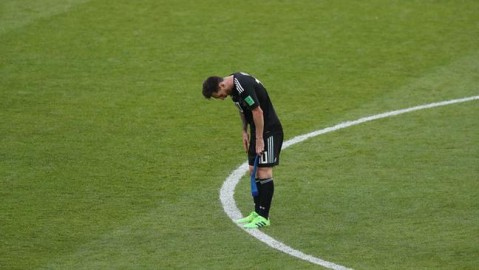 标题：梅西的俄罗斯告别：阿根廷世界杯3胜4败跌宕之路