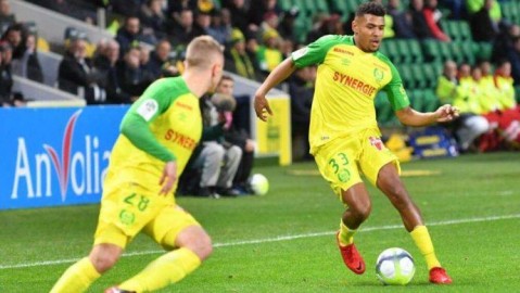 法甲第16轮｜昂热4-1血洗南特，新帅坎塔里首秀开门黑，布列塔尼德比酿惨案