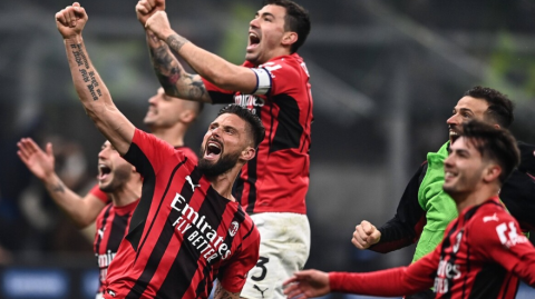 凯恩兜射封神之夜！拜仁6-1狼堡，安联球场这脚世界波看得人直拍大腿！